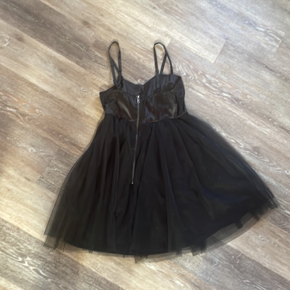 Hot Topic Dress - Picture 2 of 4